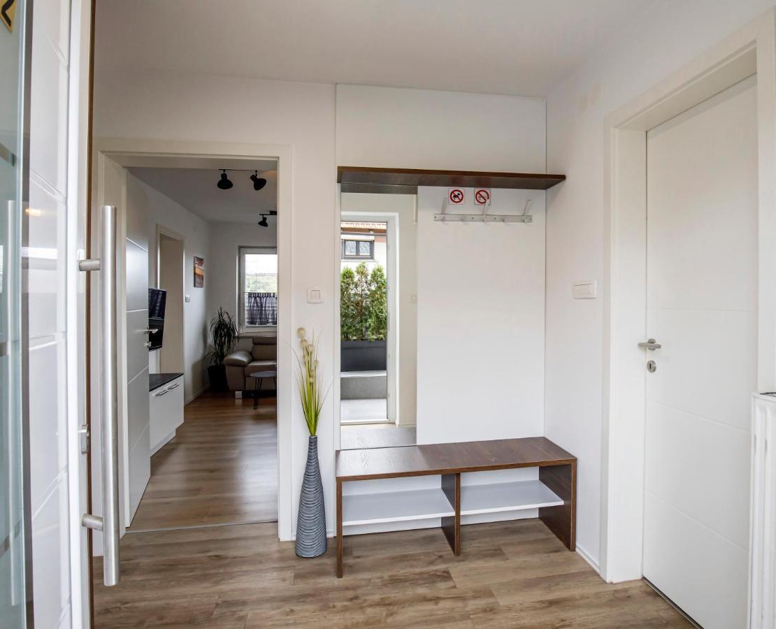 Apartments Vila Apolonia Ljubljana Eksteriør billede