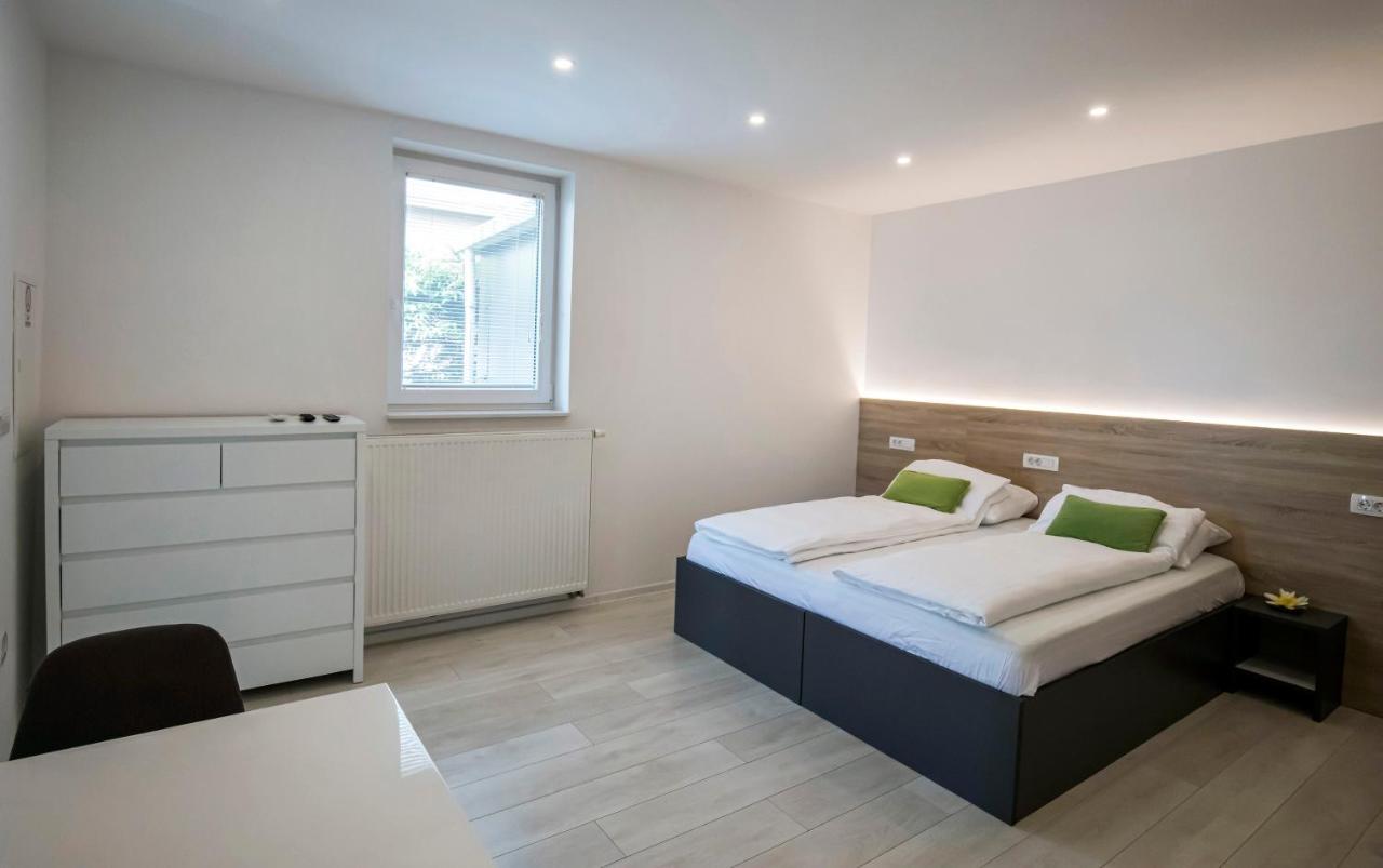 Apartments Vila Apolonia Ljubljana Eksteriør billede